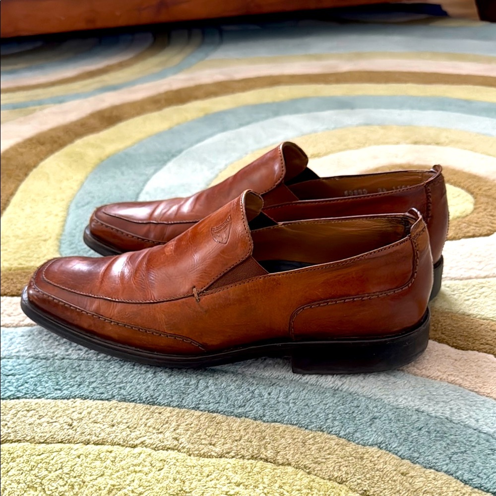 Michael Toschi Paulo - Very Good Condition (Sz 9.5)